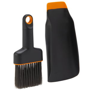 Fiskars® Plant Care 2 in 1 Soil Scoop & Brush