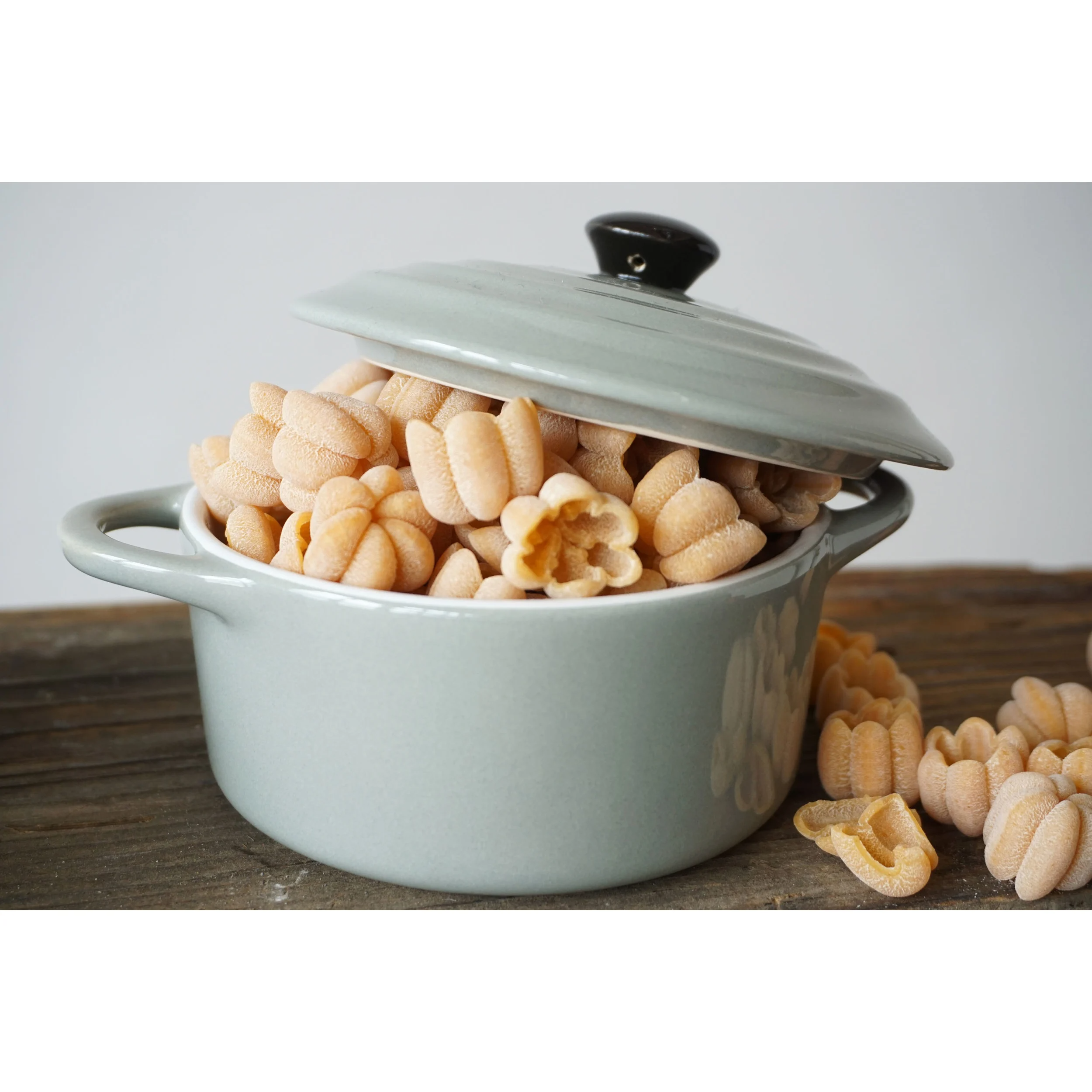 Stoneware Mini Baker with Lid, 4 Colours