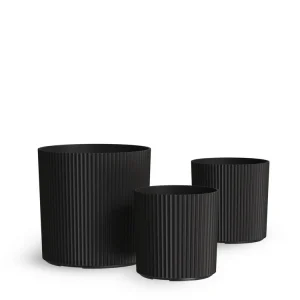 Serene Round Ribbed Planter - Black 3 Sizes to choose from